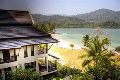 фото отеля Kooncharaburi Resort Spa & Sailing Club