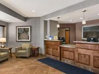 Baymont Inn And Suites Minot