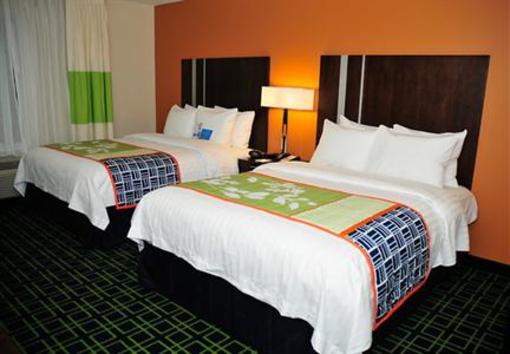 фото отеля Fairfield Inn & Suites Cedar Rapids