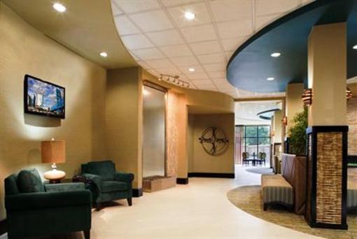 фото отеля Holiday Inn Express Hotel & Suites Waycross