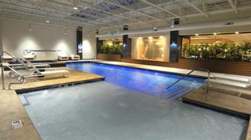 фото отеля Holiday Inn & Suites Charleston West