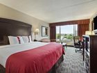 фото отеля Holiday Inn & Suites Charleston West