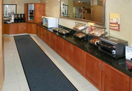 фото отеля SpringHill Suites Fresno