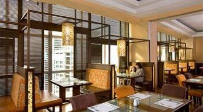 фото отеля Fraser Place Manila