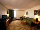 фото отеля Baymont Inn & Suites Mackinaw City