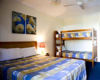 фото отеля Kacy's Bargara Beach Motel