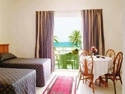 фото отеля Golden Beach Motel Sharjah