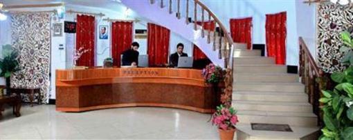 фото отеля Hotel Centre Point Srinagar