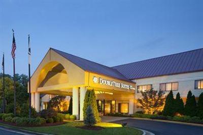 фото отеля Doubletree Guest Suites Cincinnati Sharonville