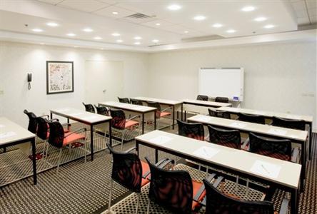 фото отеля Holiday Inn Newark Airport