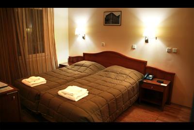 фото отеля Lakonia Hotel