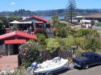 Moanarua Beach Cottage B&B