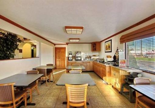 фото отеля BEST WESTERN Martinsville Inn