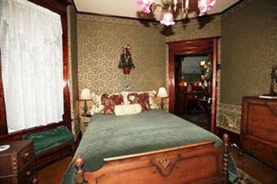 фото отеля Philip W. Smith Bed and Breakfast