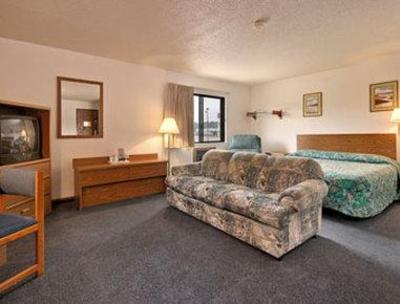 фото отеля Oskaloosa Super 8 Motel