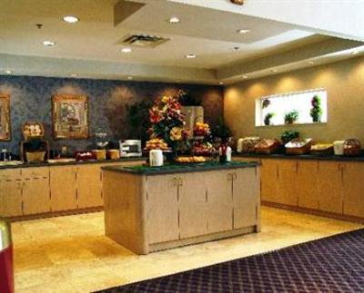 фото отеля Quality Suites Lake Buena Vista