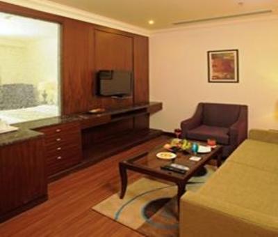 фото отеля Ramada Hotel City Centre Jalandhar