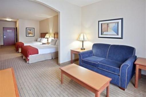фото отеля Holiday Inn Express Hotel & Suites Seaside - Convention Center