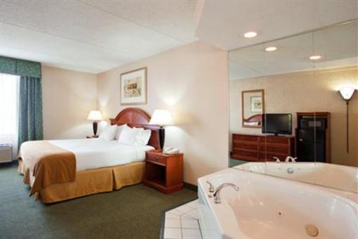 фото отеля Holiday Inn Express Racine I-94 at Exit 333