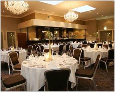фото отеля Killarney Oaks Hotel