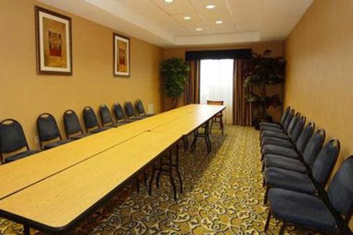 фото отеля Comfort Suites Tomball