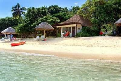 фото отеля Castaway Island Resort