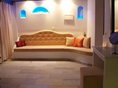 фото отеля Drossos Hotel Perissa