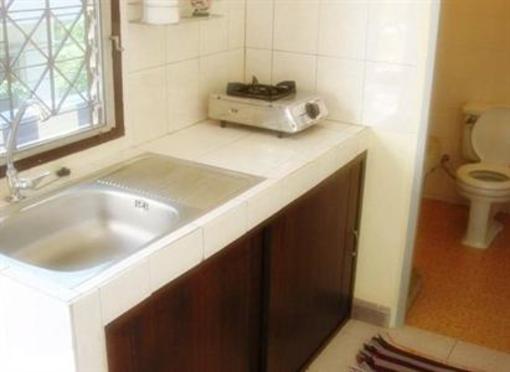 фото отеля Kanchana Garden Place