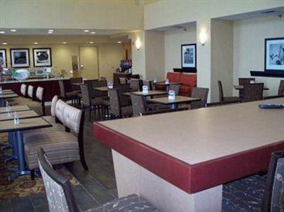 фото отеля Hampton Inn & Suites Oakland Airport