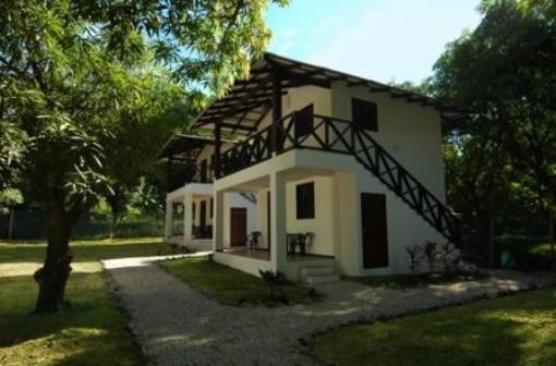 фото отеля Rumbo Surf Lodge