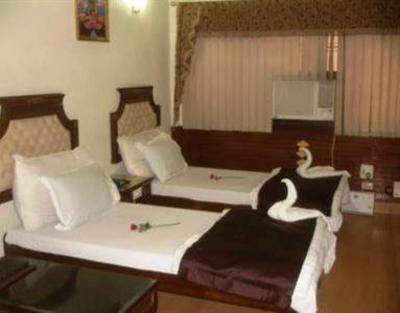 фото отеля Hotel Deep Avadh