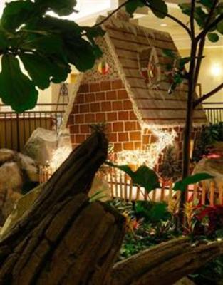 фото отеля Embassy Suites Anaheim South / Disneyland Resort