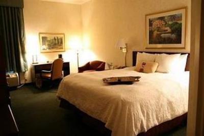 фото отеля Hampton Inn Charlotte Cornelius