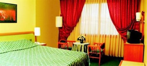 фото отеля Grand Isias Hotel