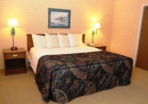 фото отеля Quality Inn & Suites Riverfront