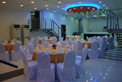 фото отеля Goldland Millenia Suites Pasig City