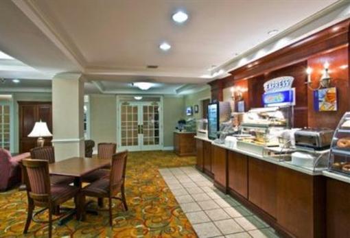 фото отеля Holiday Inn Express Hotel & Suites Live Oak