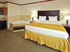 фото отеля Holiday Inn Express Hotel & Suites Sherman