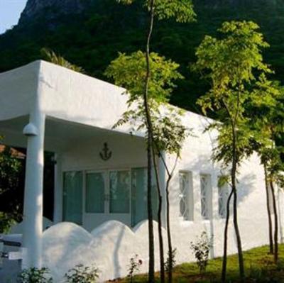 фото отеля Brassiere Beach Resort