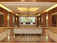 Howard Johnson Grand Plaza Hotel