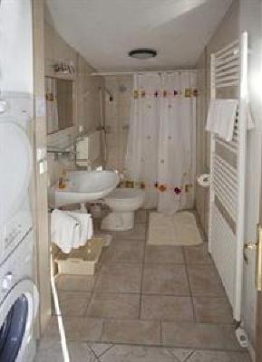 фото отеля Apartments and Rooms Bonkan Hvar