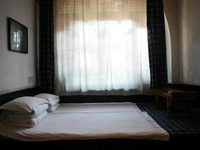Yamen Hostel