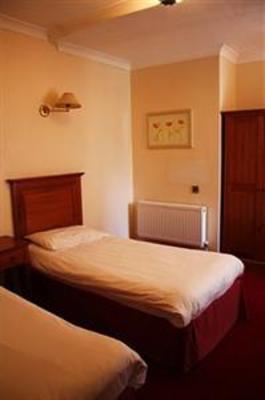фото отеля Lynams Hotel Dublin