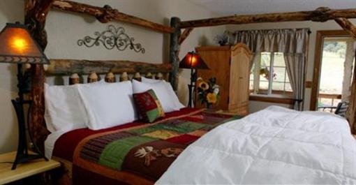 фото отеля Carson Ridge Private Luxury Cabins