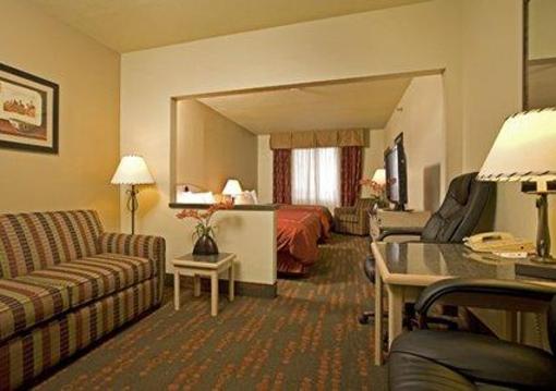 фото отеля Comfort Suites Santa Fe
