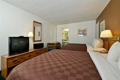 фото отеля Americas Best Value Inn Yuma Chilton Conference Center