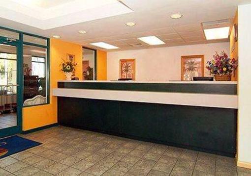 фото отеля Comfort Inn Wesley Chapel