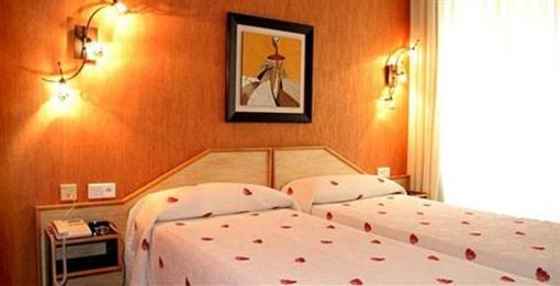 фото отеля Paris Hostal Valladolid