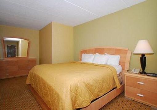 фото отеля Comfort Inn & Suites Shallowford Village Chattanooga