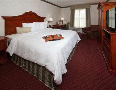 фото отеля Hampton Inn Charlotte Matthews